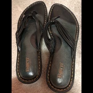 Women’s size 9.5M Born sandals